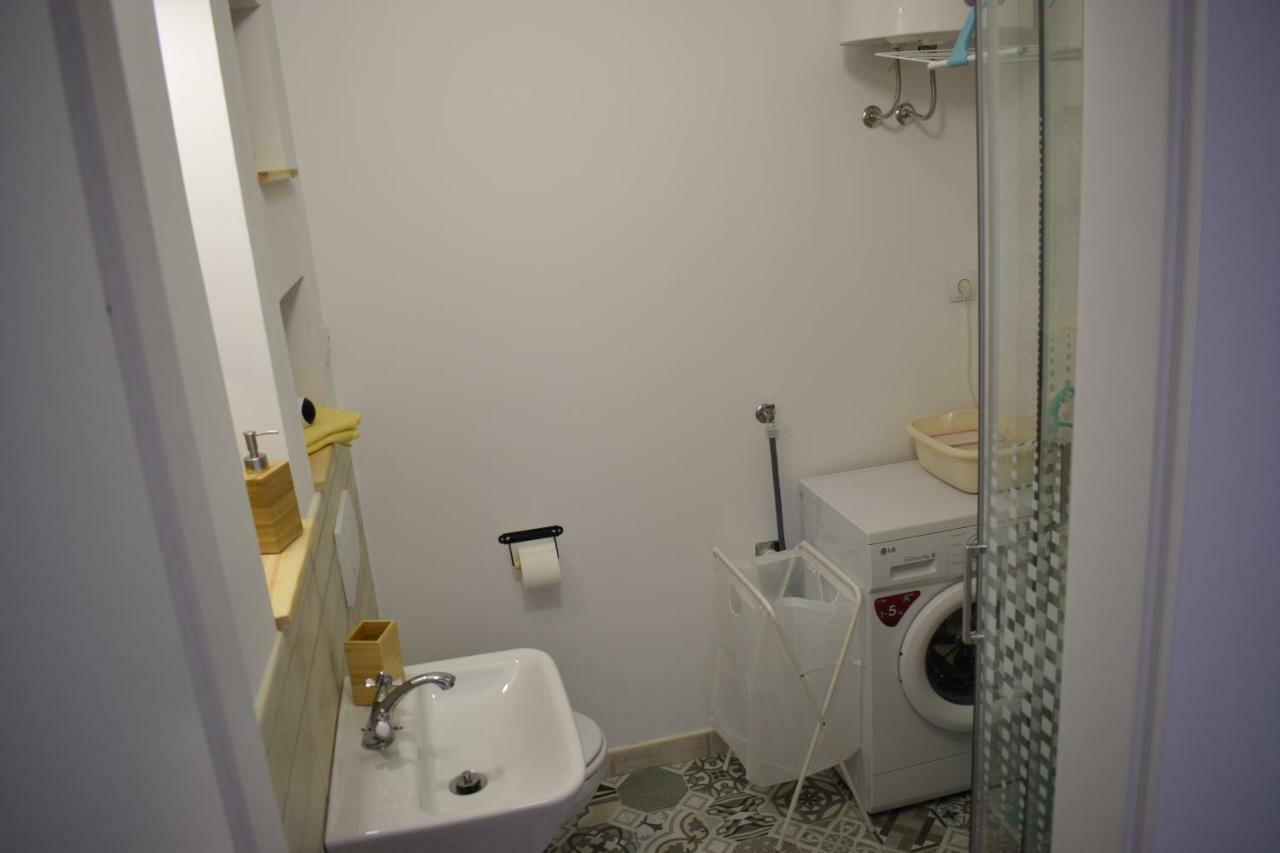 Apartman "Nicole" 普拉 外观 照片