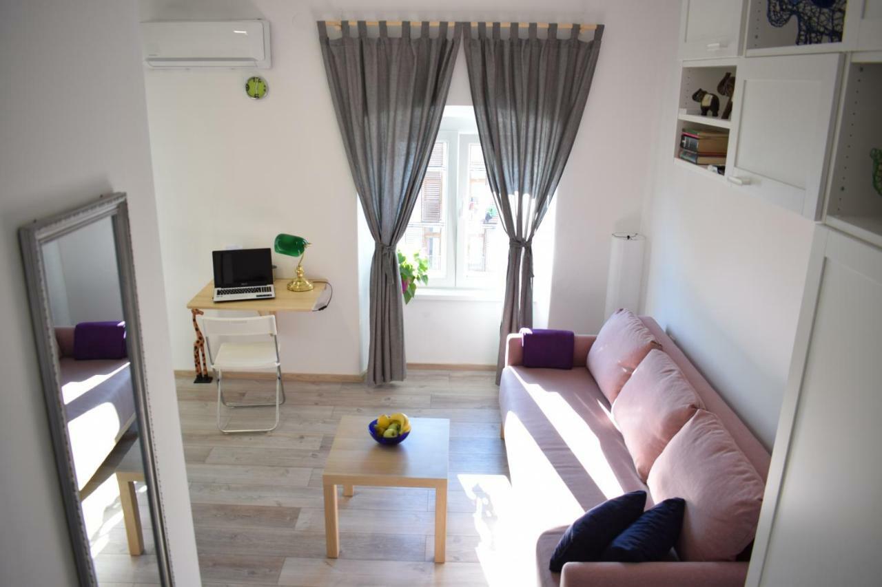 Apartman "Nicole" 普拉 外观 照片